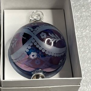 Classic Boulevard Hand  Blown Etched  Glass  Ornament